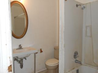 419 Walbridge Ave, Toledo OH  43609-2844 exterior