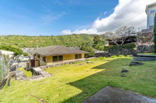 1859 10 Ave, Honolulu HI  96816-2910 exterior