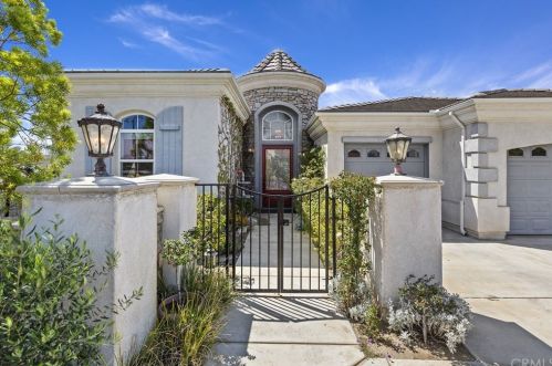 7565 Sun Blossom Ct, Riverside CA  92508-6627 exterior