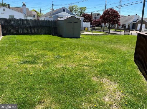 204 Samdin Blvd, Trenton NJ 08610-3934 exterior