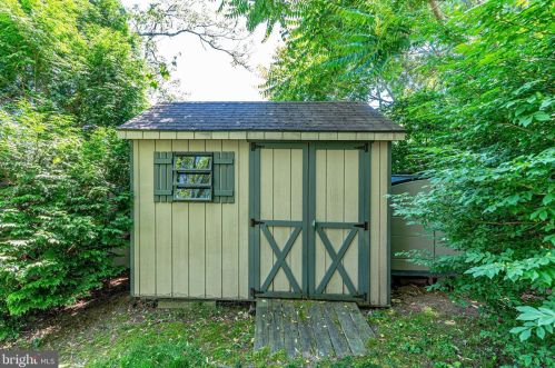 10408 Insley St, Silver Spring MD 20902-4936 exterior