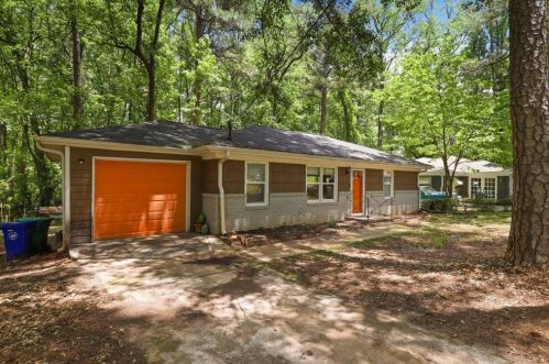 2240 Brannen Rd, Atlanta GA  30316-4120 exterior