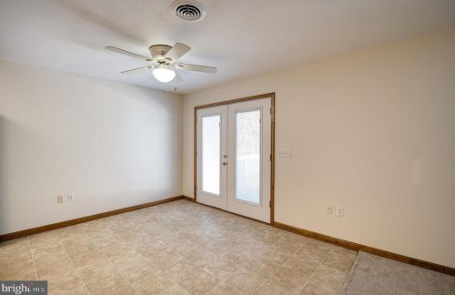 345 Journey Ln, Berkeley Springs WV exterior