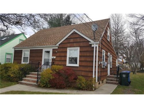 112 Grant Ave, Perth Amboy, NJ 08863-1550