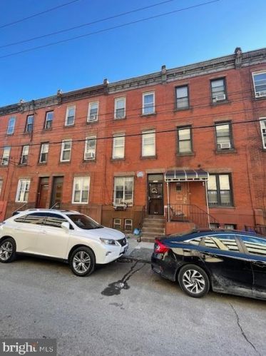 1430 Mckean St, Philadelphia, PA 19145-2308