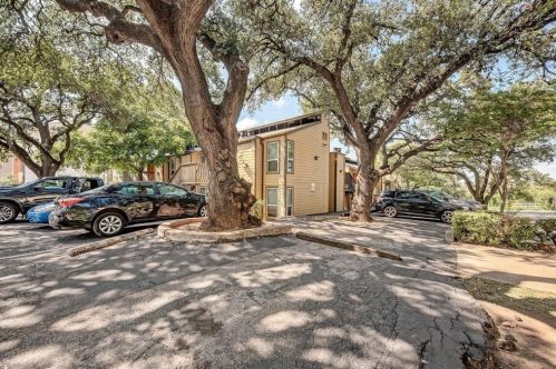 1000 26th St, Austin, TX 78705-4359