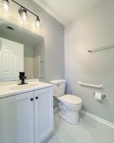 136 Meadows Cir, Crown Point IN  46307-8648 exterior