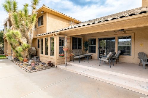 1821 Dammeron Vly, Saint George UT 84783-5156 exterior