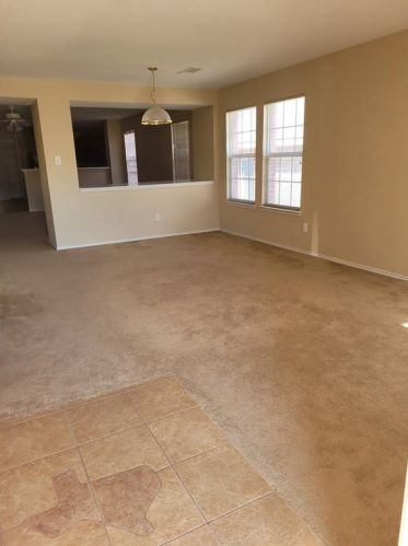 8013 Sartain Dr, Fort Worth, TX 76120-2631