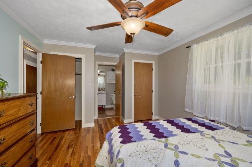 2329 Fairgreen Dr, Cincinnati OH  45238-3230 exterior