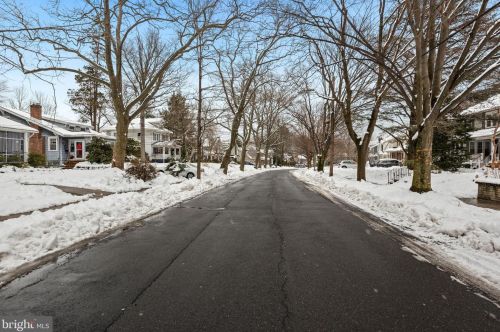 252 Hawthorne Ave, Haddonfield NJ 08033-1404 exterior