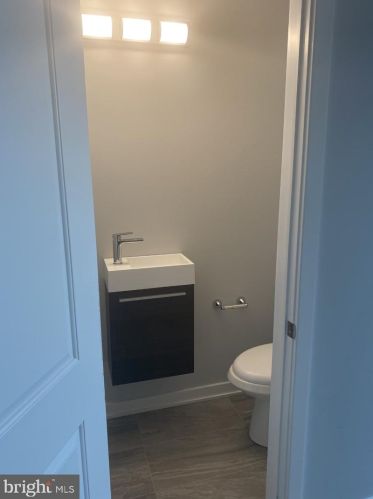 435 Berks St, Philadelphia PA 19131-3206 exterior