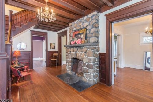 400 Church St, Hackettstown NJ  07840-2127 exterior