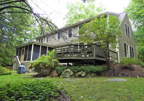 40 Dwinell Dr, Concord, NH 03301-2514