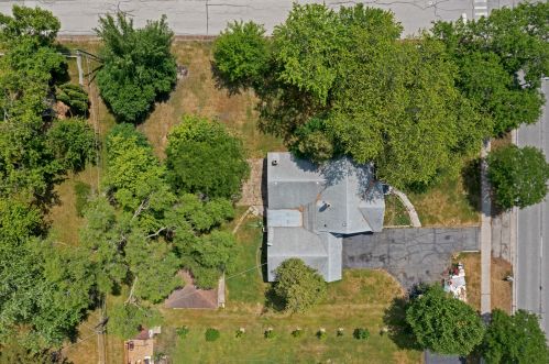 2303 Arlington Heights Rd, Arlington Hts, IL 60004-2528
