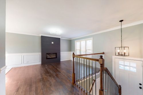 17680 Country Club Ln, Country Club Hills, IL 60478-4978