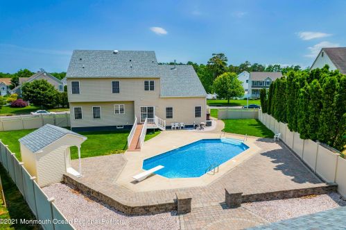 46 Brittany Dr, Berkeley Township, NJ 08721-2497