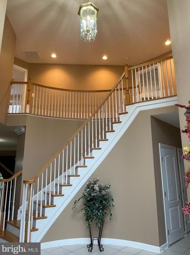 911 River Knoll Ct, Davidsonville, MD 21035-1260