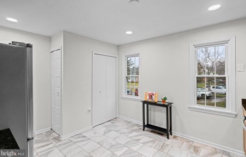 5865 Banning Pl, Springfield VA  22015-3666 exterior