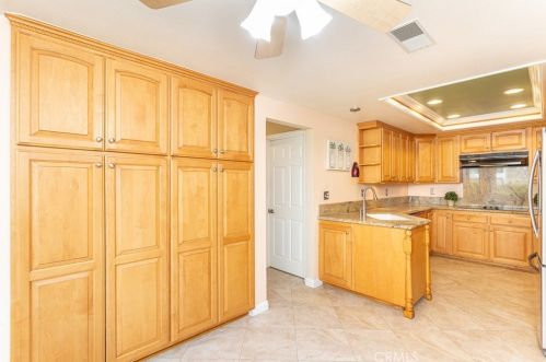 6032 Silverspur Trl, Anaheim CA  92807-4717 exterior