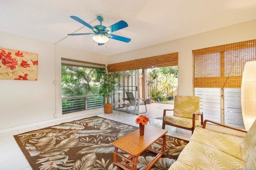 444 Lunalilo Home Rd, Honolulu, HI 96825-1751