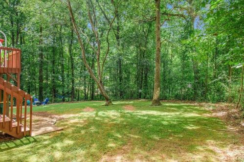 420 Woodfern Ct, Holly Springs, GA 30115-8298