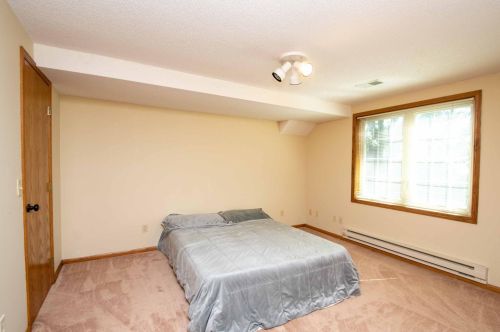 9063 Duckwood Trl, Saint Paul MN  55125-8687 exterior