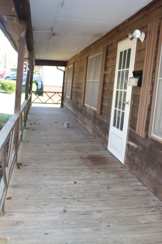 138 Hidden Branches Dr, Carrollton, GA 30116-8560