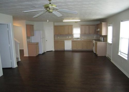 5043 Willow Point Dr, Conroe TX  77303-3078 exterior