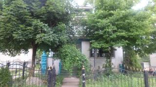 322 Dewey St, Joliet, IL 60436-2137