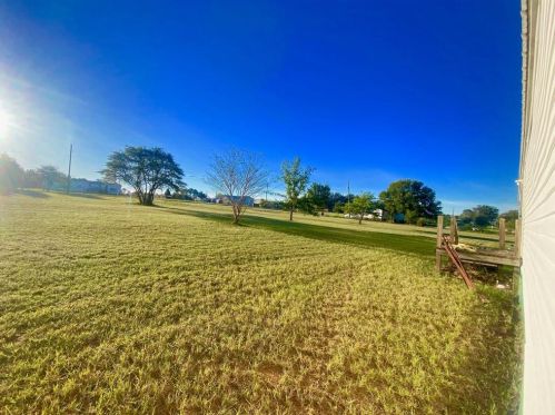 136 Pump Station Rd, Webberville, TX 78621-5021