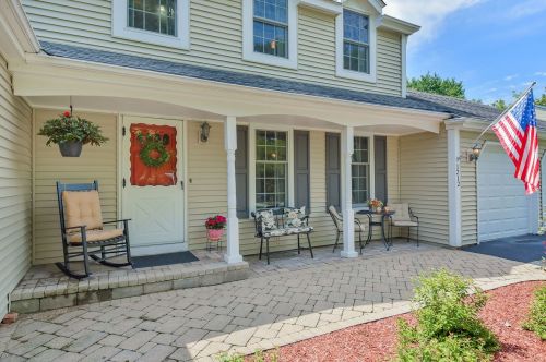 1212 Wintergreen Ter, Batavia, IL 60510-3260