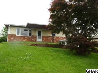821 Pheasant Rd, Harrisburg, PA 17112-1330