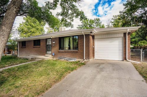 13859 25th Ave, Denver, CO 80011-2820