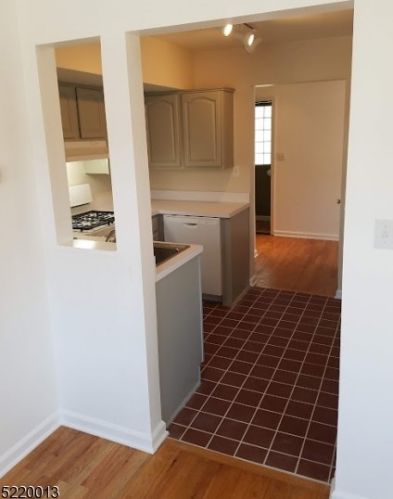 204 Bloomfield Ave, Bloomfield NJ  07003-6715 exterior