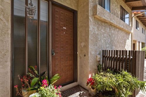 1905 Alga Rd, Carlsbad, CA 92009-6104