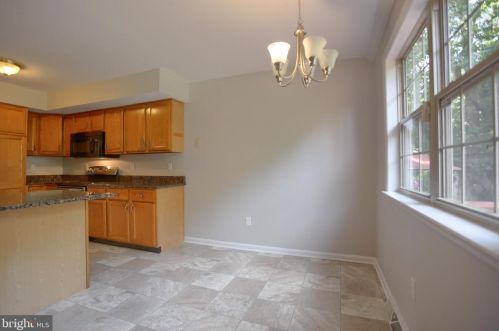 9 Mill Pond Dr, Lancaster PA  17603-7412 exterior