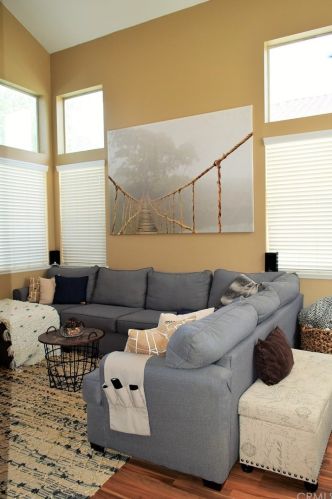 193 Cape Elizabeth Way, Riverside CA  92506-6178 exterior