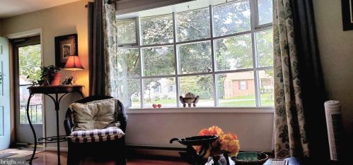 17 Friendship Ct, Charles Town WV 25414-5058 exterior