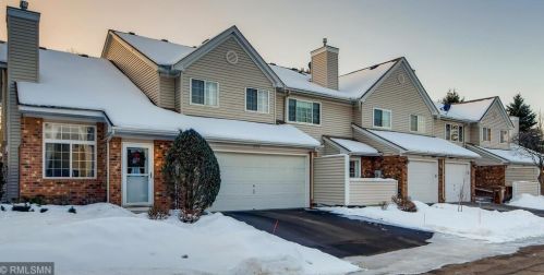 1212 Bay Cv, Saint Paul, MN 55110-6758
