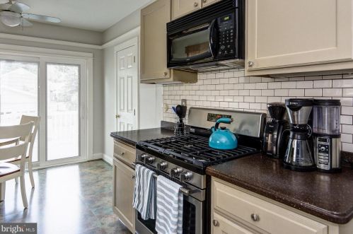 405 Avondale Ave, Haddonfield NJ 08033-2809 exterior