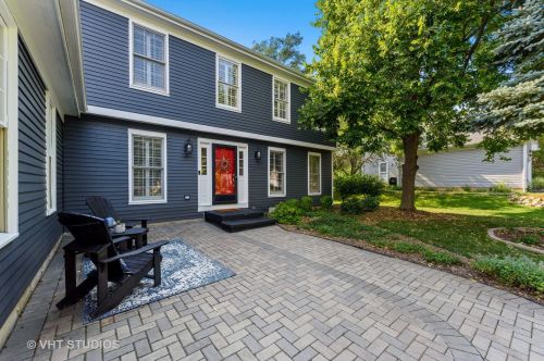 204 Crescent Ave, Palatine, IL 60067-5908
