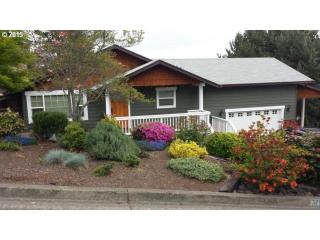 2042 Linnell Ave, Roseburg, OR 97471-4643