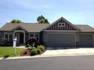 17012 Eagle Nest Ln, Colbert, WA 99005-8904