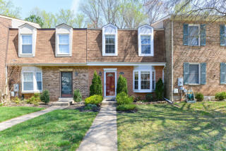 6448 Blarney Stone Ct, Springfield, VA 22152-2107