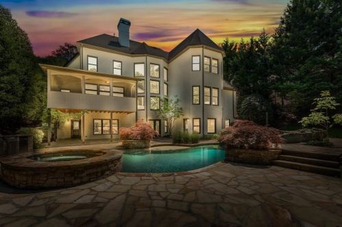 10 Sherwood Ln, Marietta, GA 30067-1509