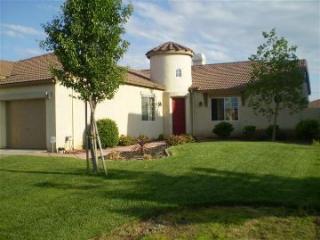 8835 Laguna St, Sharon, CA 93610-8007