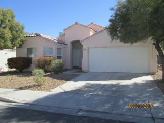 1566 Dusty Canyon St, Henderson NV  89052-3160 exterior