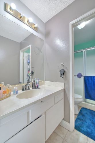 2742 Gleason Ct, Riverside CA  92506-4325 exterior