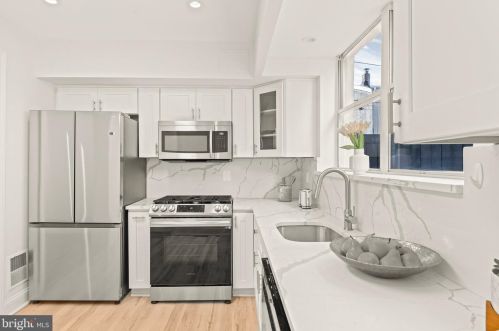 1512 4 St, Philadelphia PA 19147-6531 exterior